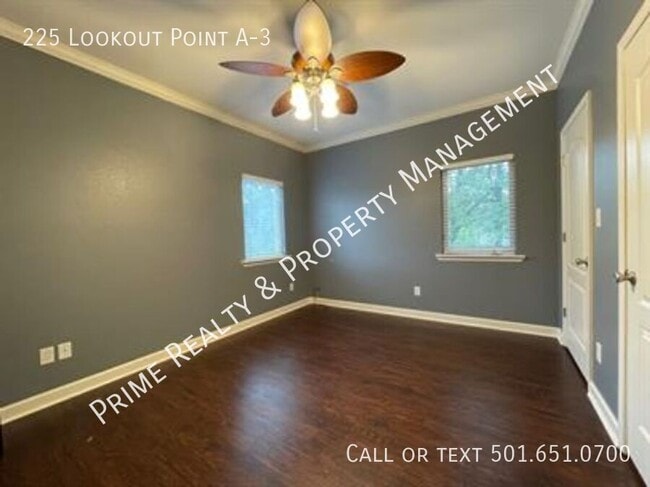 Building Photo - 225 Lookout Point