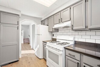 Building Photo - 1713 Realty Ave