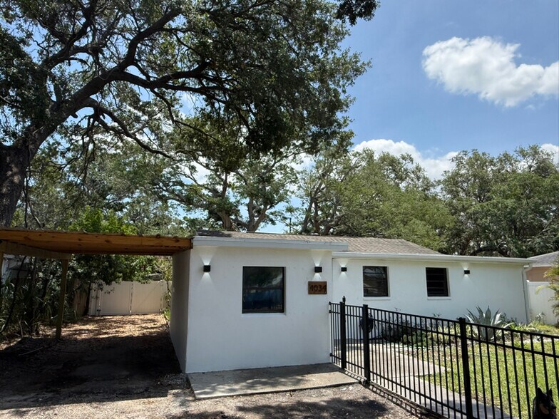 Building Photo - 4034 S West Shore Blvd