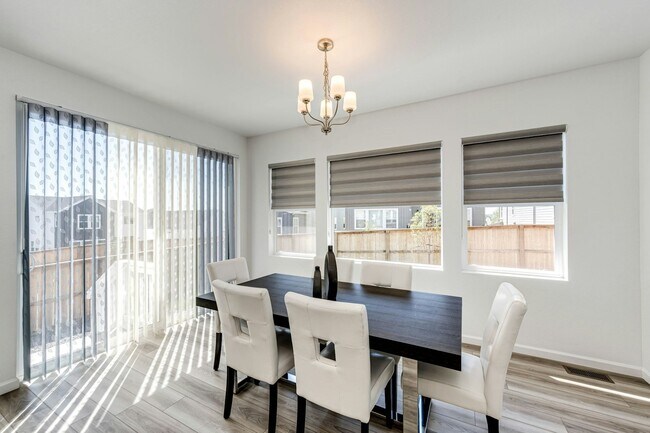 Building Photo - 17606 Dandy Brush Dr