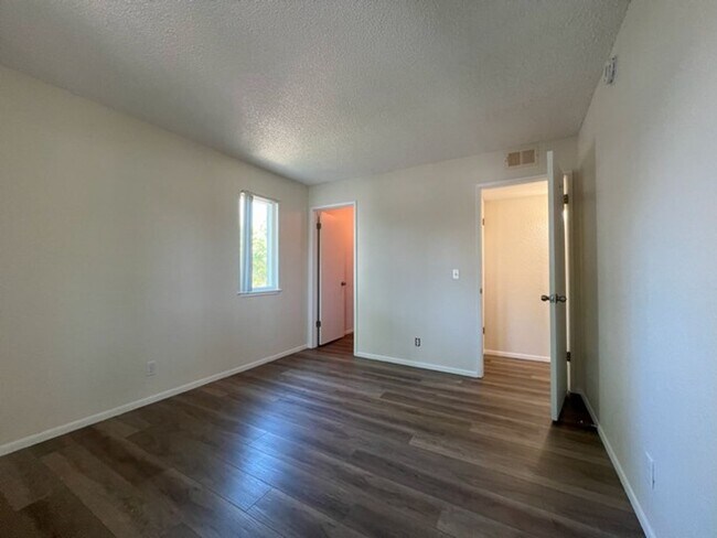 Building Photo -  Woodchase Two Bedroom Apartment