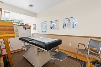 Building Photo - 1628 W Genesee St