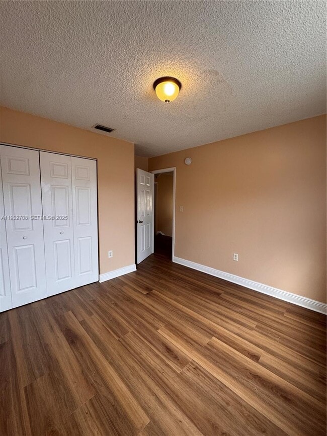 Building Photo - 3410 Java Plum Ave