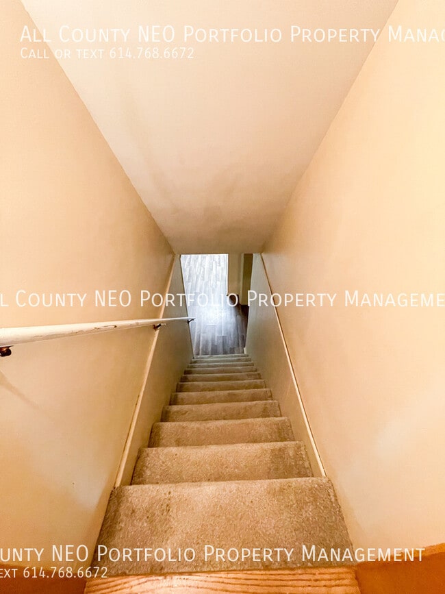 Building Photo - 3054 N Star Rd