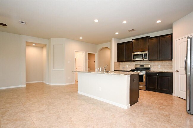 Building Photo - 29354 Dunns Creek Ct