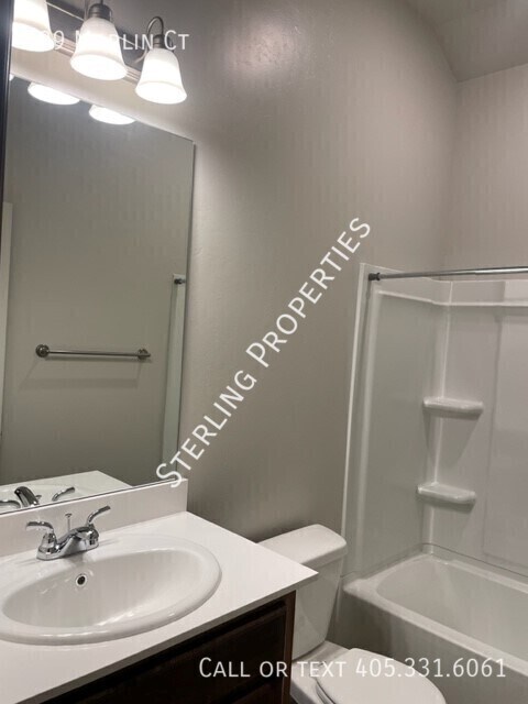 Building Photo - 629 Marlin Ct