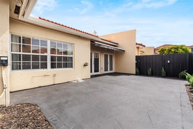 Building Photo - 16334 SW 103rd St