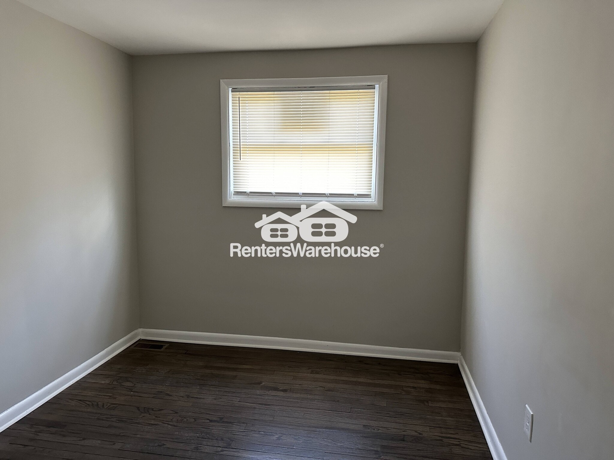 Building Photo - 1023 Cedarcroft Rd