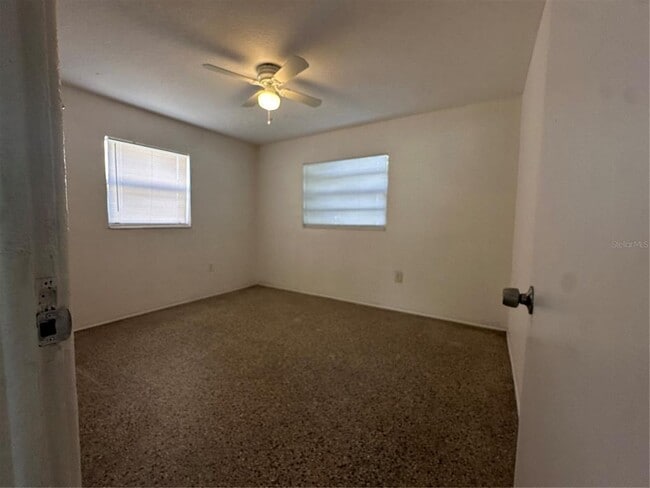 Building Photo - 995 Childs Ave