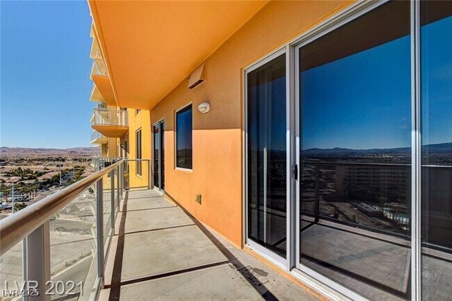 Building Photo - 8255 S Las Vegas Blvd