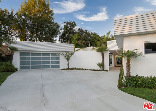 Building Photo - 1466 Bel Air Rd