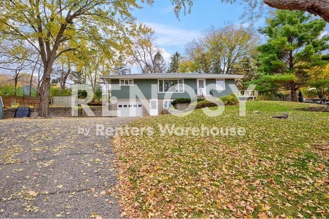 Building Photo - 13878 Sakatah Lake Rd