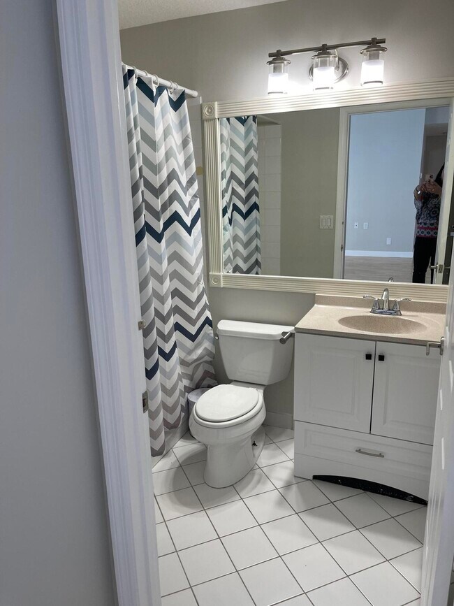 Building Photo - 20886 Avenel Run