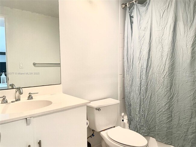 Building Photo - 3001 S Ocean Dr