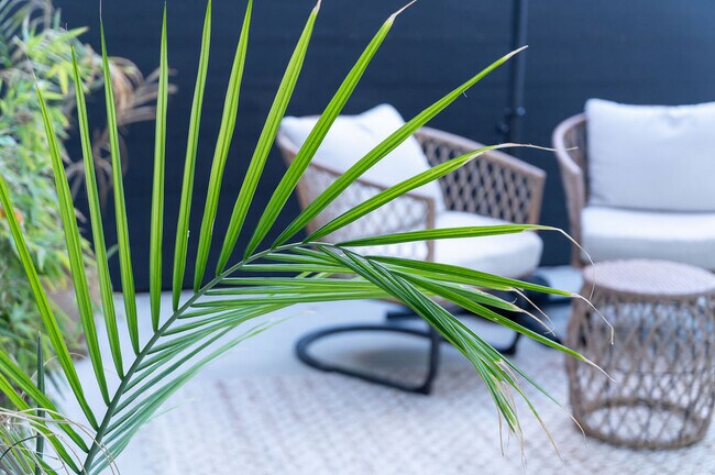 Building Photo - 156 W Peoria St