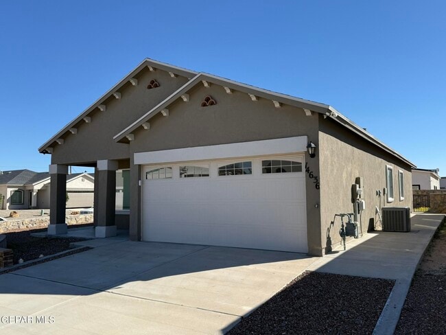 Building Photo - 14636 Ericka Santillana Dr