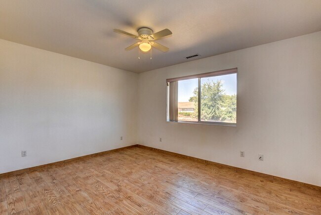 Building Photo - 4679 N Morning Star Dr