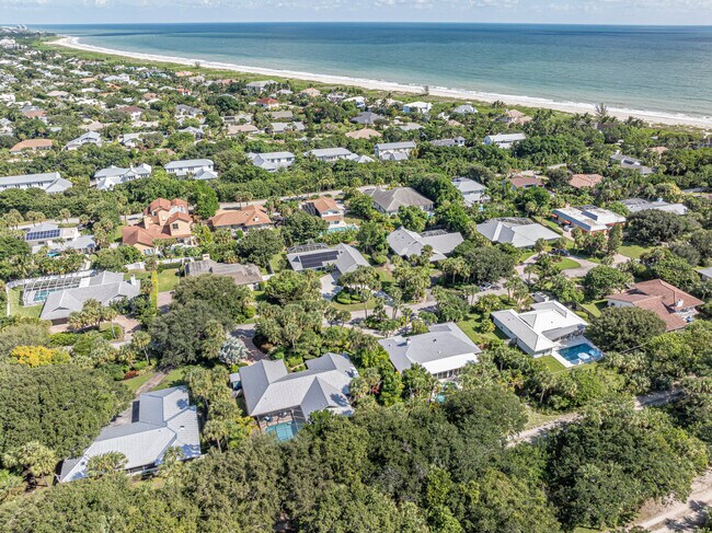 Building Photo - 1425 Treasure Cove Ln