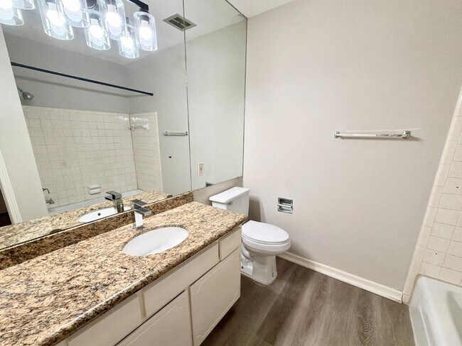 Building Photo - 12959 Trail Hollow Dr