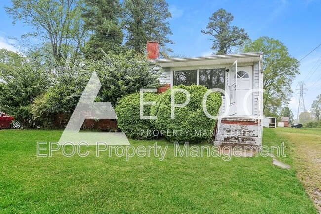 Building Photo - 2015 Wesley Dr
