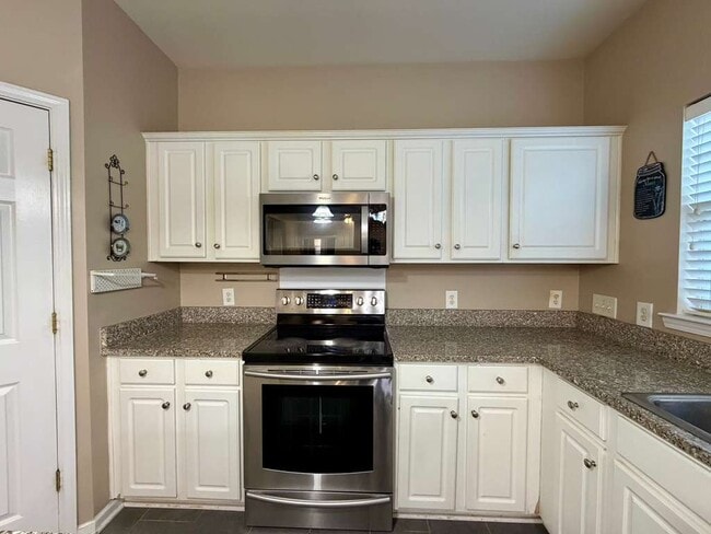 Building Photo - 12143 Humboldt Dr