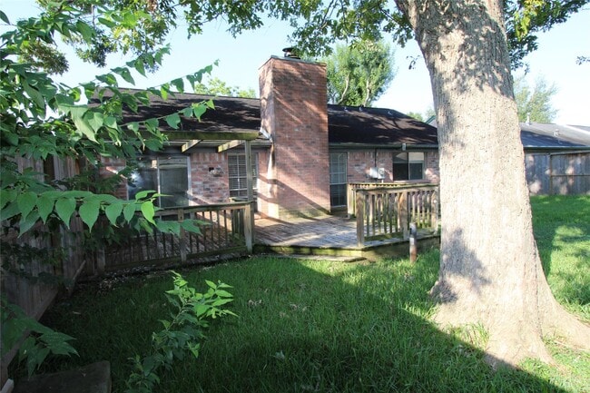 Building Photo - 2823 Chimneystone Cir