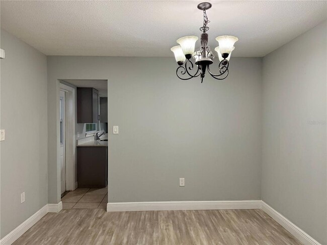 Building Photo - 8515 Sandberry Blvd