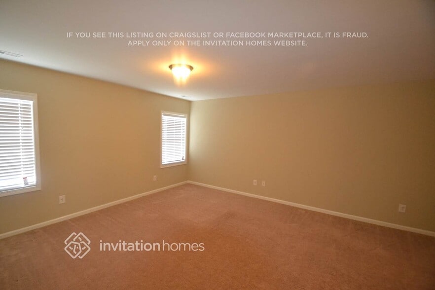 Building Photo - 136 Killington Dr