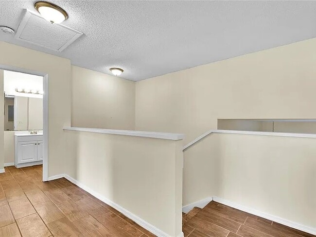 Building Photo - 7212 Alston Ct