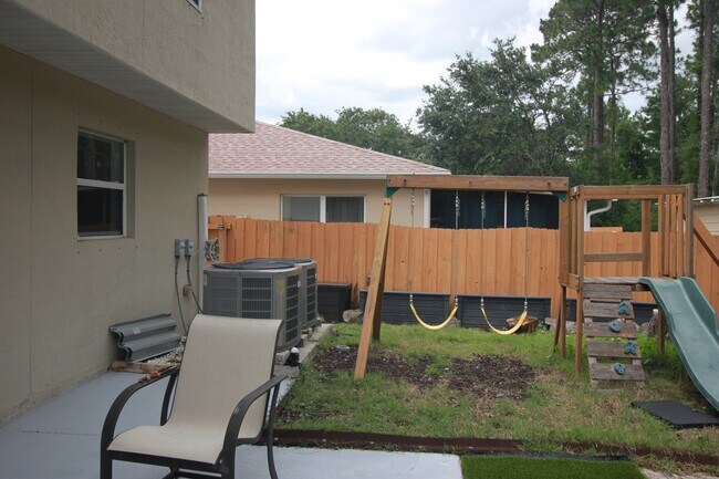Building Photo - 116 King Arthur Ct