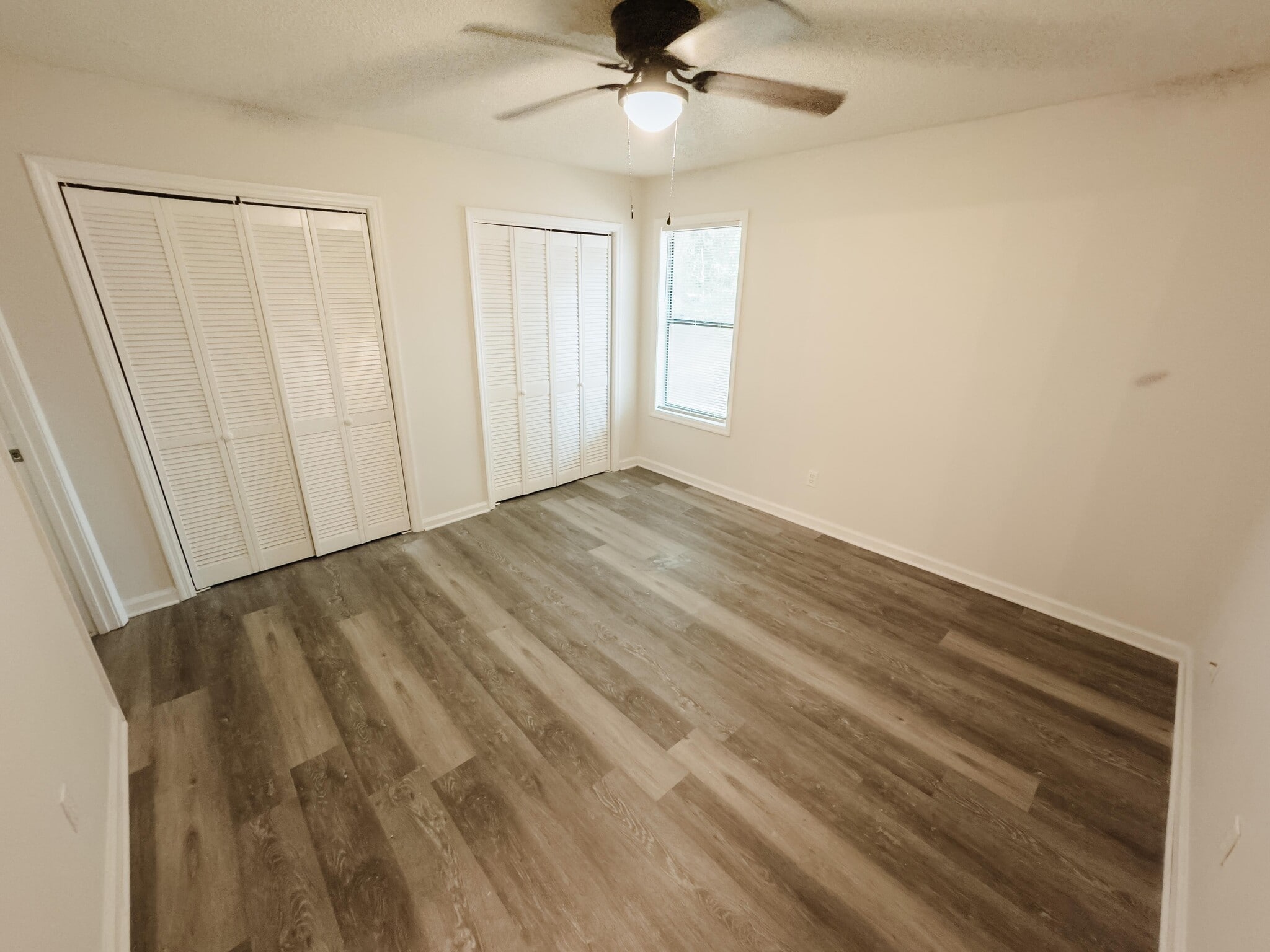 Building Photo - 4001 Hawthorne Cir SE