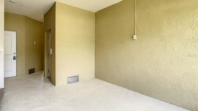 Building Photo - 5513 Wahoo Ct