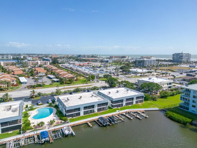 Building Photo - 205 S Banana River Blvd