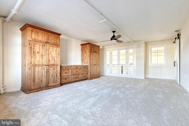 Building Photo - Live in luxury in the heart of Baltimore's esteemed Little Italy neighborhood!