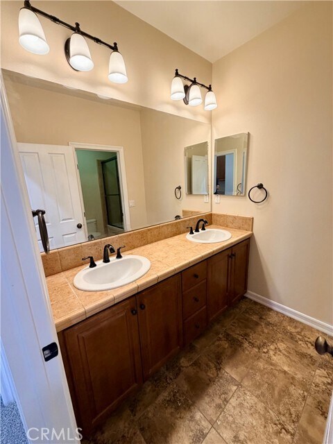 Building Photo - 46291 Miner Dr