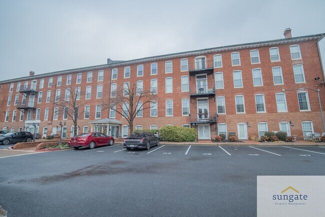 Building Photo - 2639 Boston St