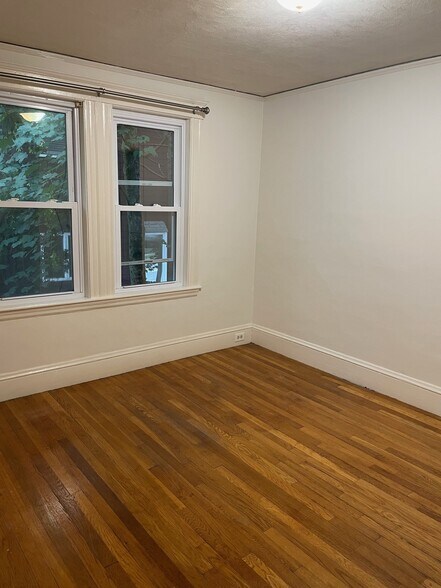 Bedroom 2 - 46 Waverley Ave