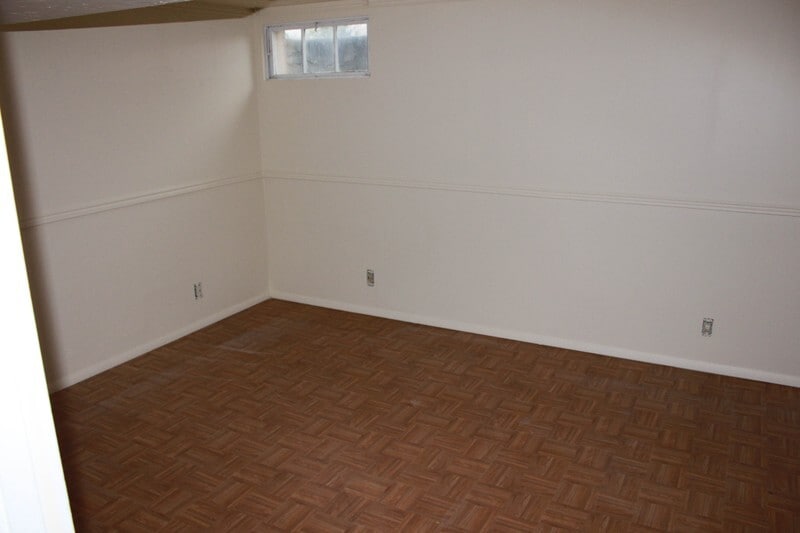 Building Photo - 542 W 700 N St