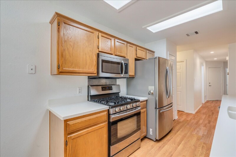 Building Photo - 14710 Montoro Dr