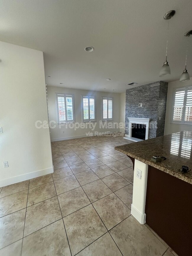 Building Photo - 15042 Breckinridge Ave