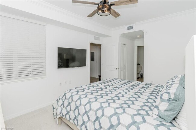 Building Photo - 6034 National Blvd