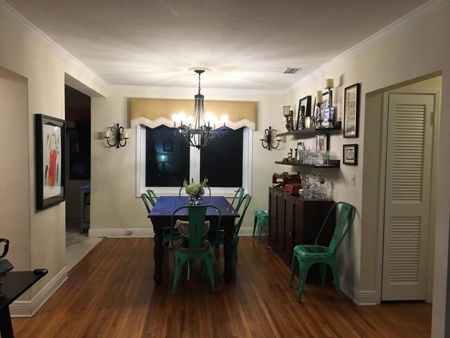 Dining Room - 511 Loretto Ave