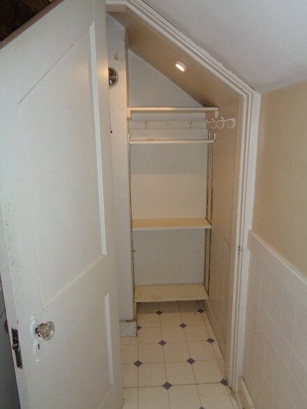 Building Photo - 51 South St