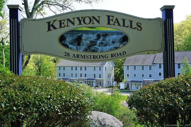 Building Photo - 28 Armstrong Rd