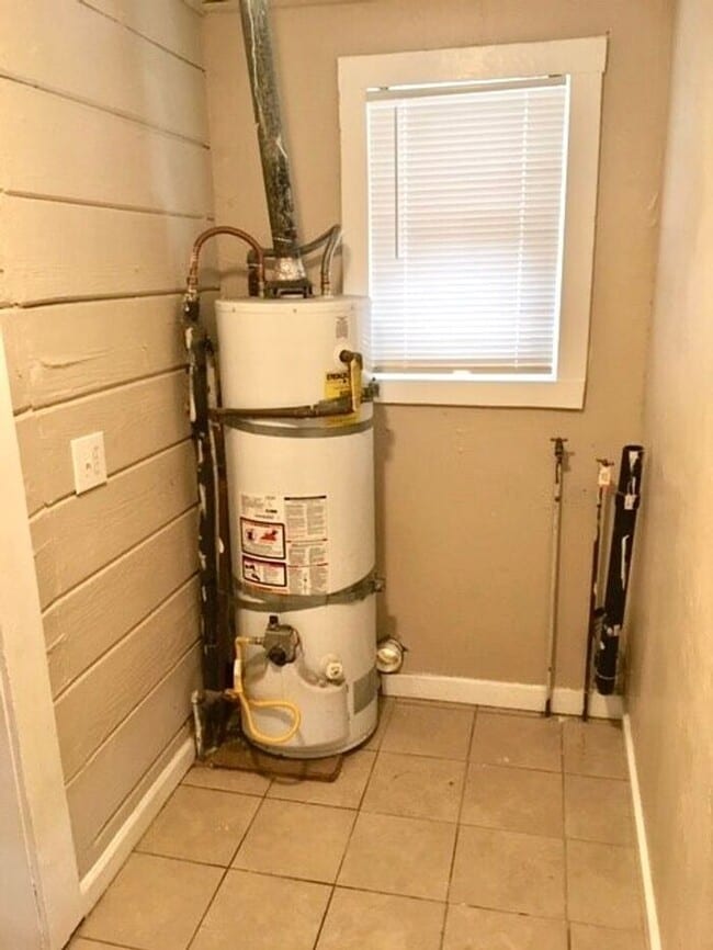 Building Photo - Great 2 Bed 1 Bath House in Richmond -- AVAILABLE NOW!
