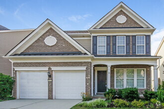 Building Photo - 10835 River Oaks Dr NW