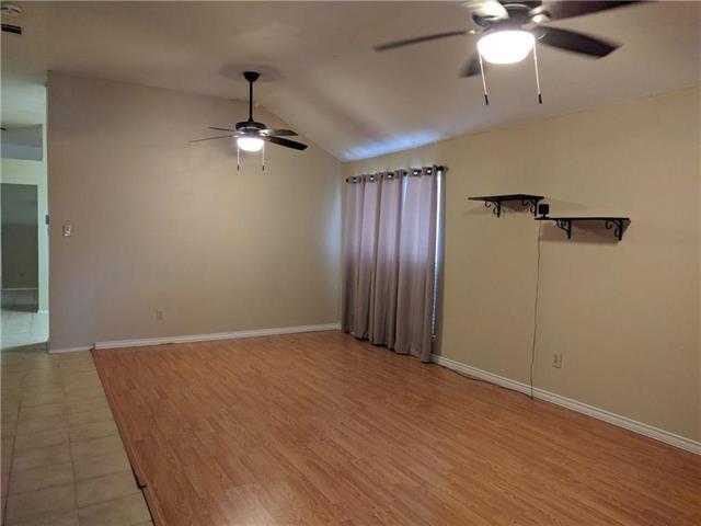 Building Photo - 1358 Meadow Creek Dr