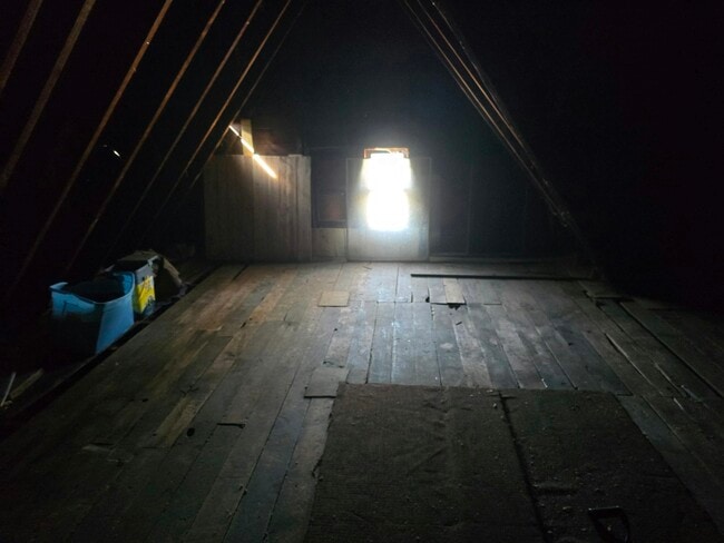 Building Photo - 1806 N Peoria Ave