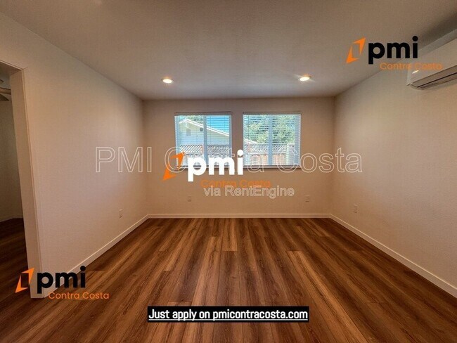 Building Photo - 1173 Las Juntas Way