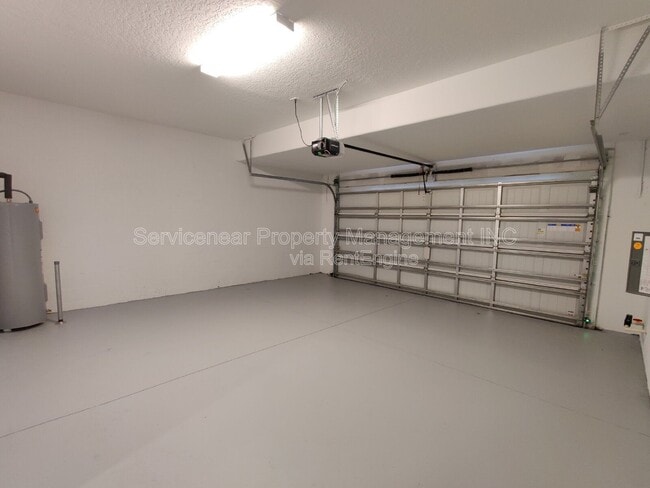 Building Photo - 23264 Willow Glen Way